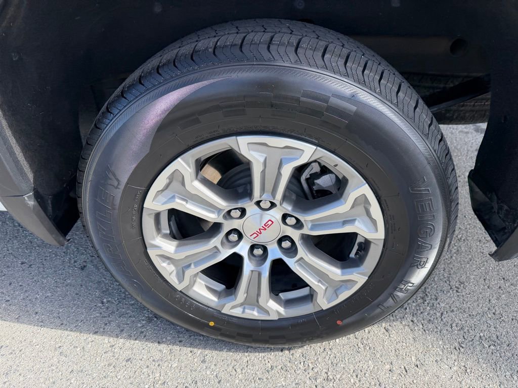 Used 2024 GMC Sierra 1500 SLT image 14