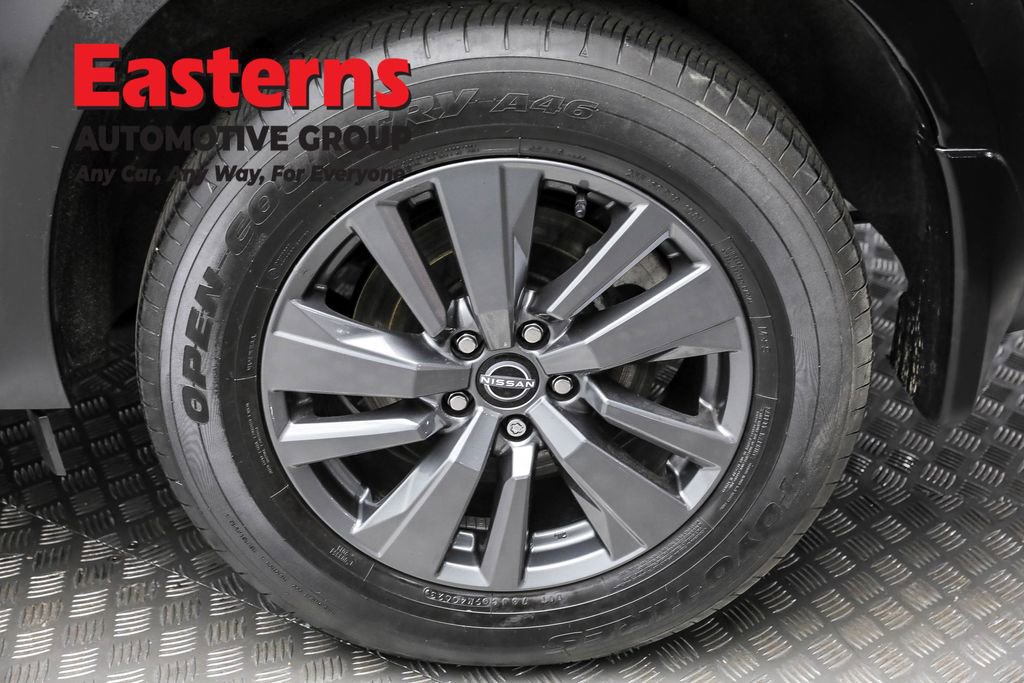 Used 2024 Nissan Pathfinder S image 8