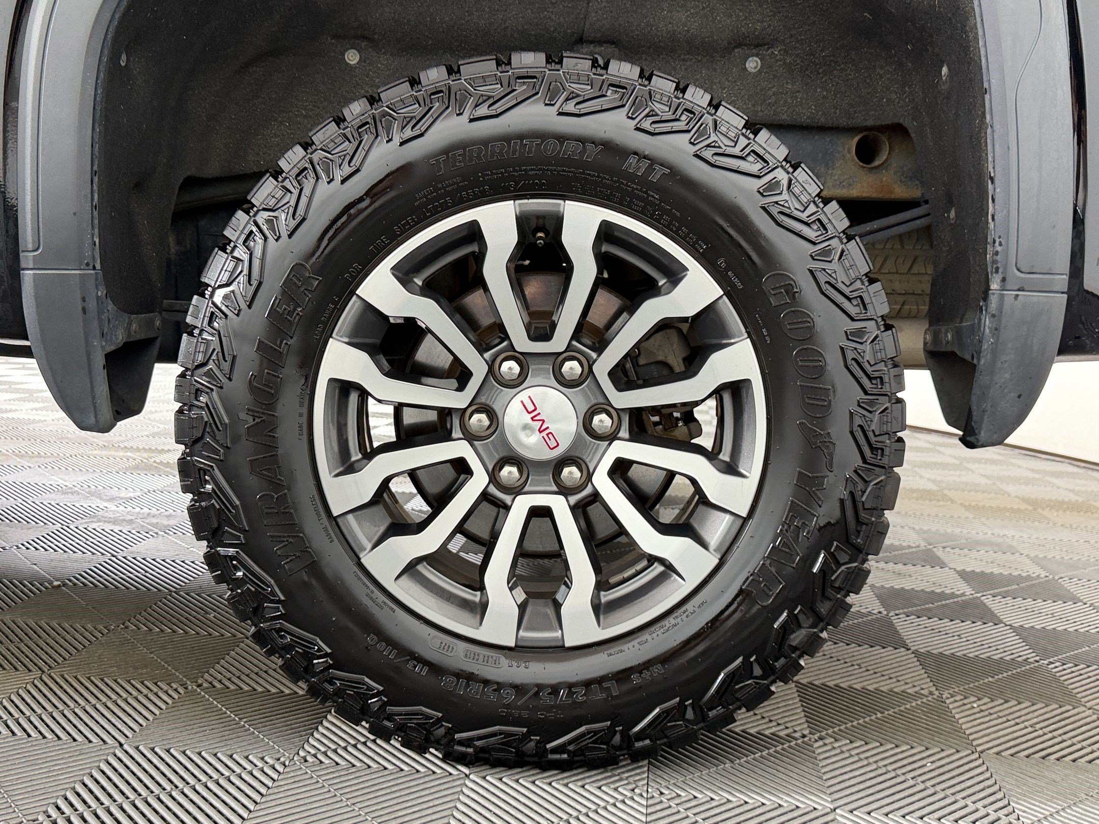 Used 2020 GMC Sierra 1500 AT4 AWD/4WD image 11