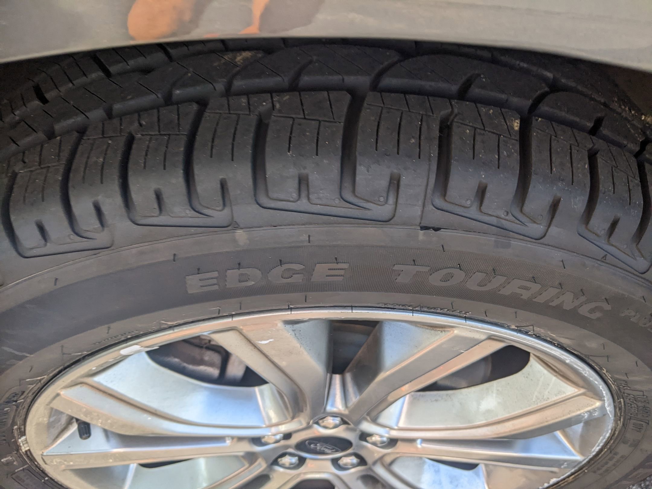 Used 2024 Ford Edge Titanium image 13