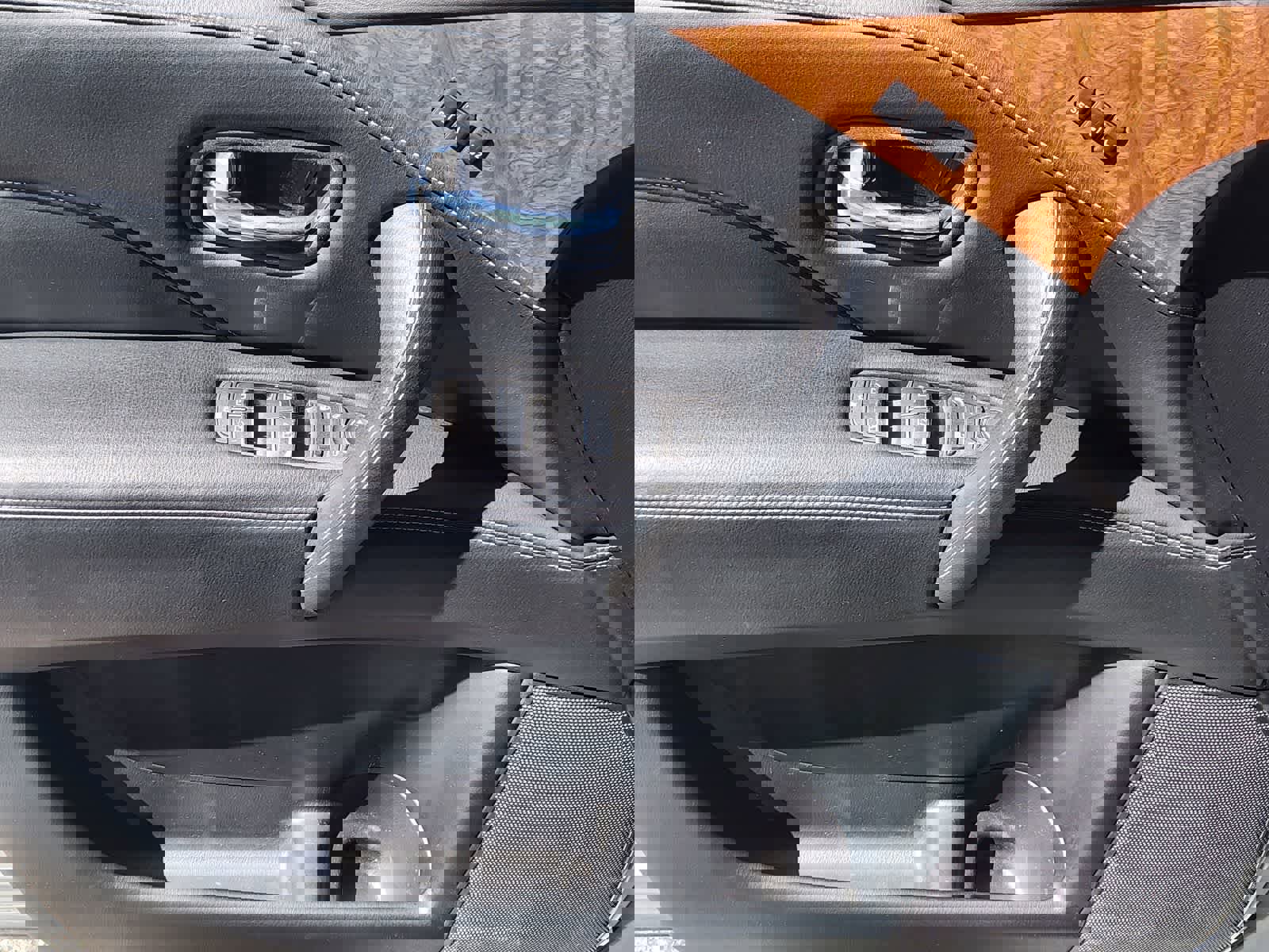 Used 2019 INFINITI QX80 Luxe image 22