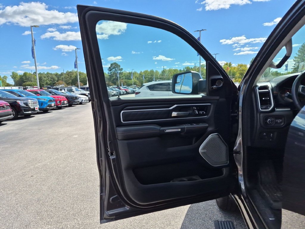 Used 2026 RAM 1500 Tungsten AWD/4WD image 12