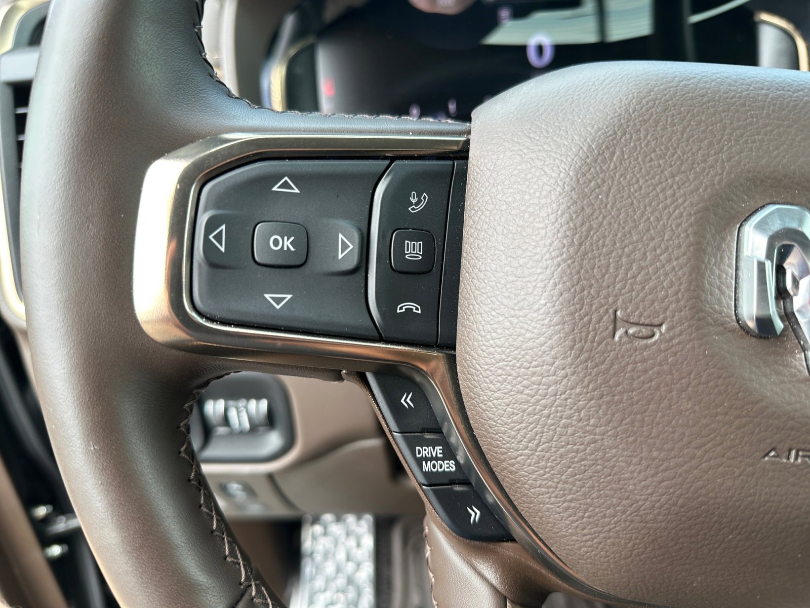 New 2025 RAM 1500 Limited image 16
