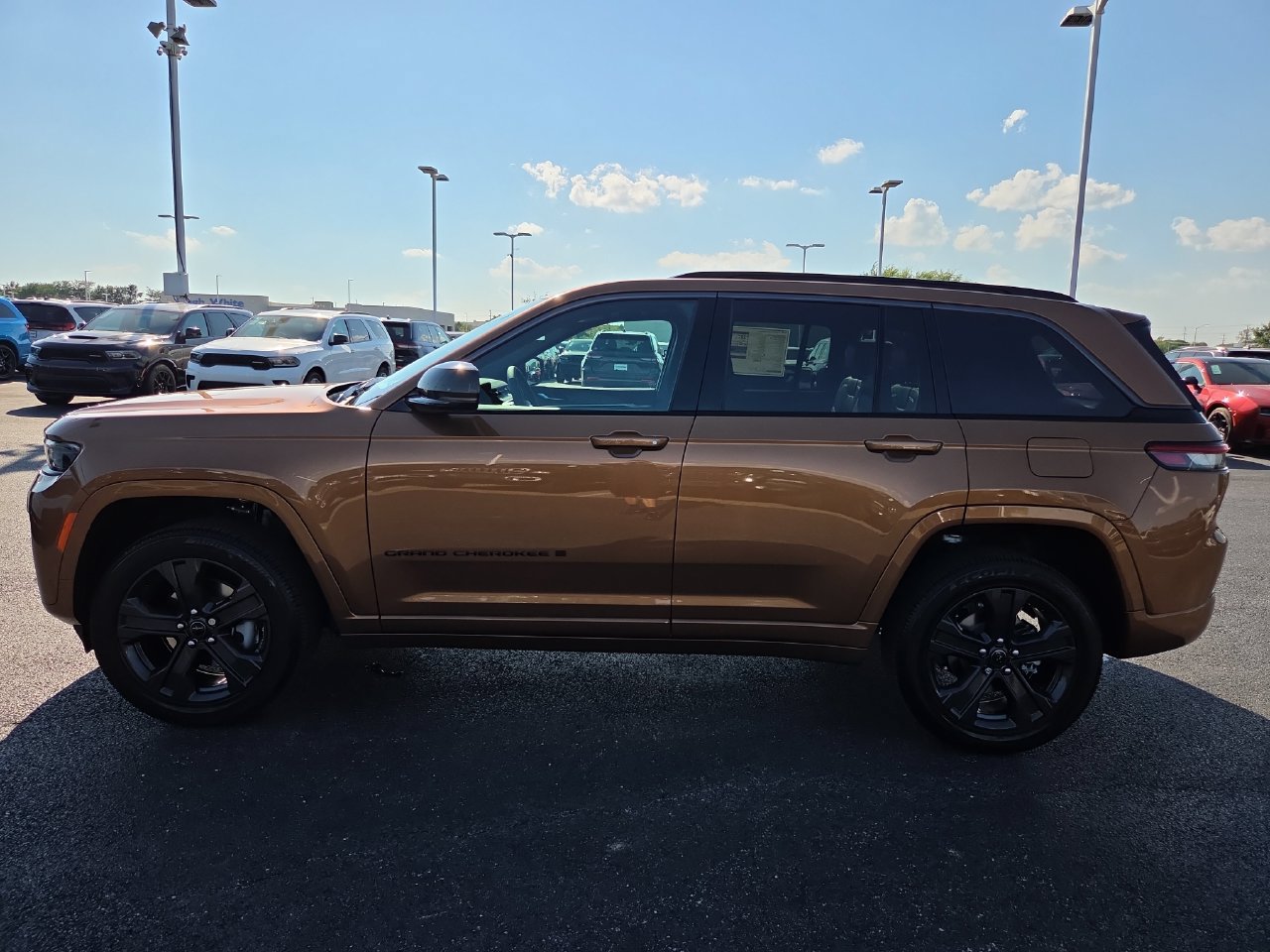 New 2027 Jeep Grand Cherokee Limited AWD/4WD image 27