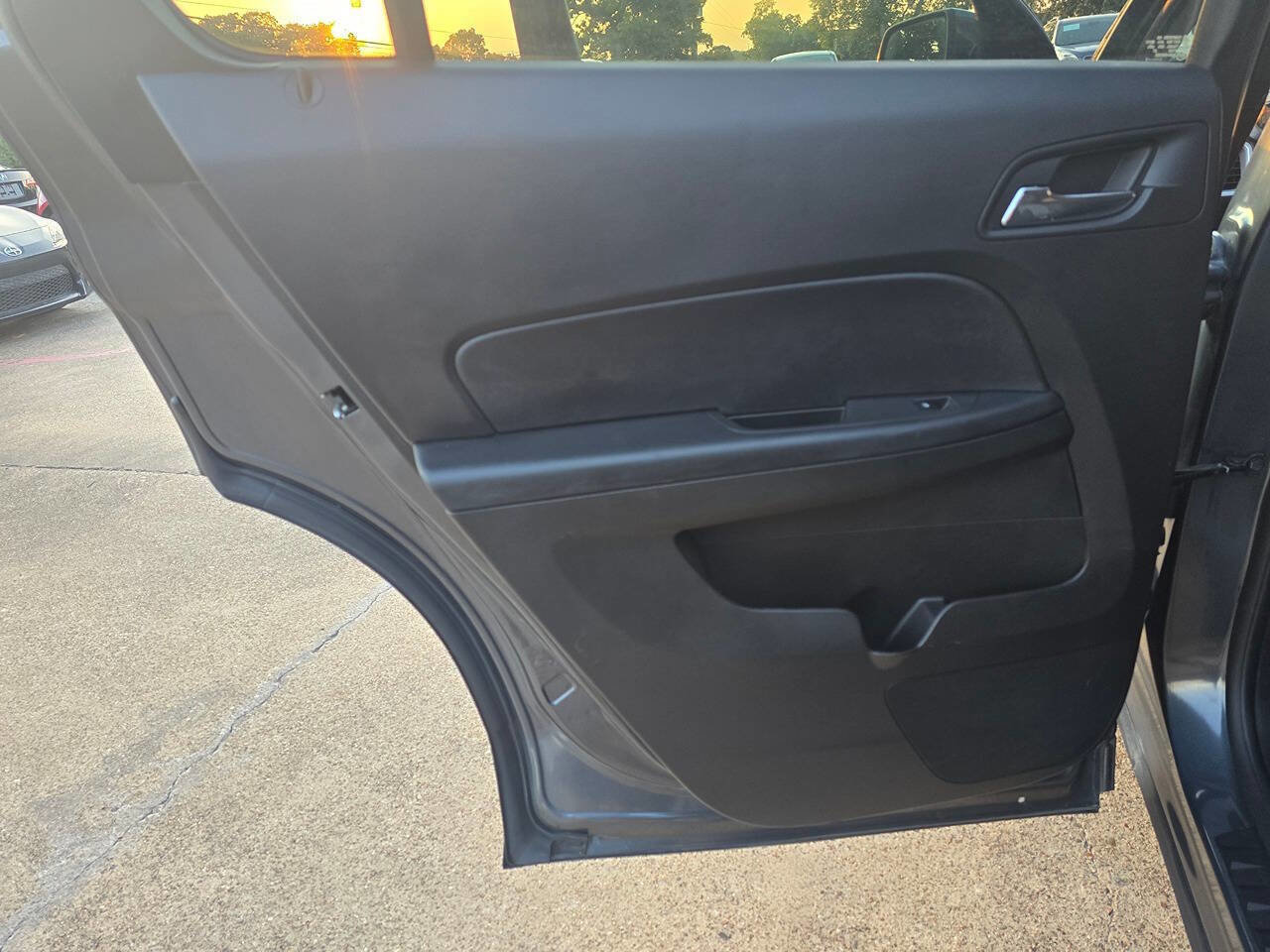 Used 2011 Chevrolet Equinox LT image 16