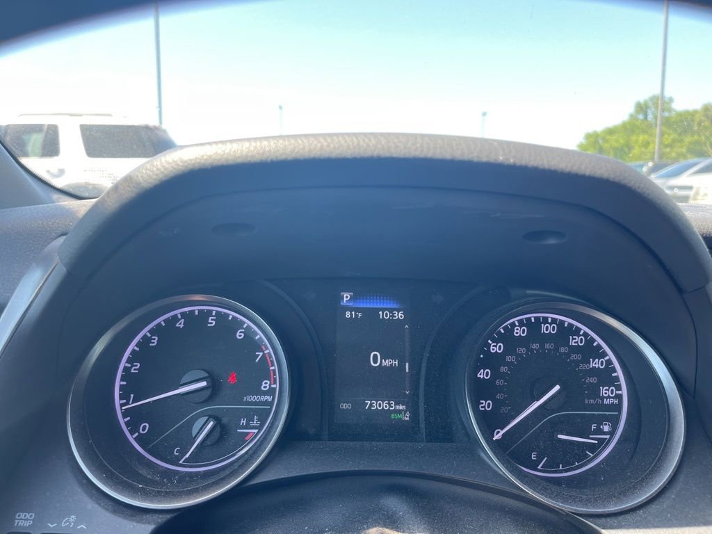 Used 2021 Toyota Camry SE w/ Cold Weather Package FWD image 10
