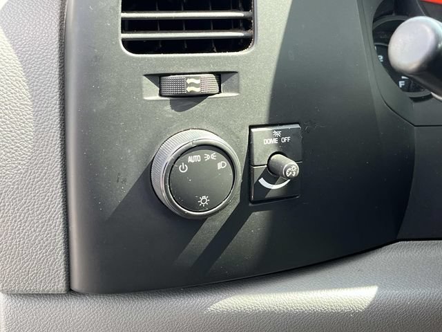 Used 2011 Chevrolet Silverado 1500 W/T RWD image 17