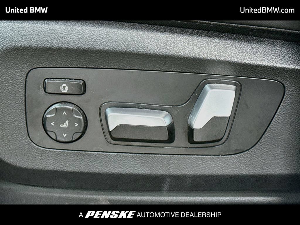Certified 2024 BMW X5 sDrive40i w/ Executive Package RWD image 11