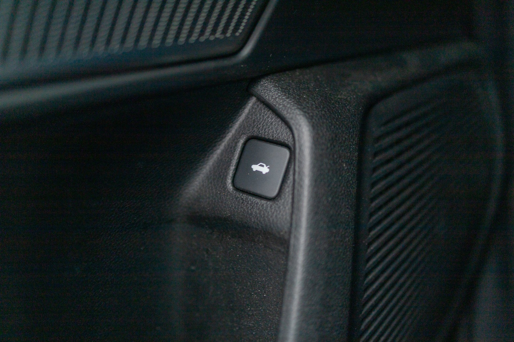 Used 2023 Acura TLX w/ Technology Package image 16