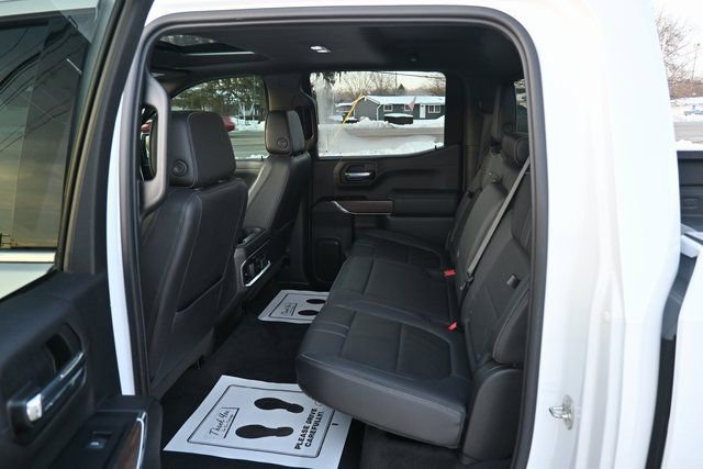 Used 2022 Chevrolet Silverado 1500 High Country w/ Technology Package image 24