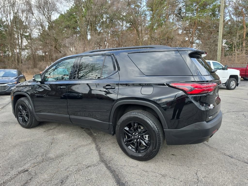 Certified 2024 Chevrolet Traverse LT w/ Midnight/Sport Edition image 4