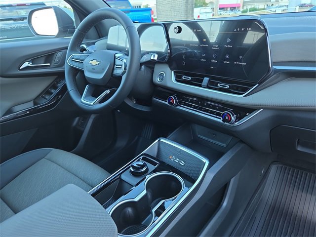 New 2026 Chevrolet Equinox LT w/ Convenience Package II image 16