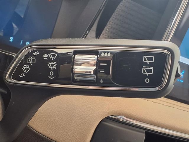 Certified 2024 Lincoln Corsair AWD w/ Equipment Group 101A image 16