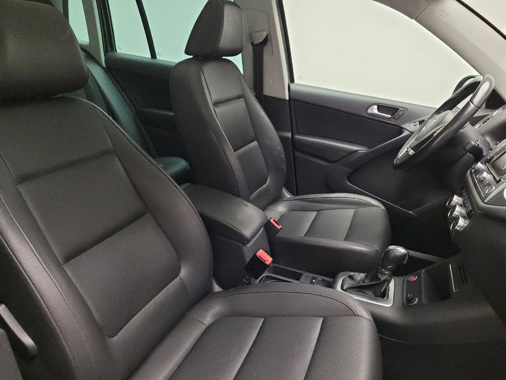 Used 2014 Volkswagen Tiguan SEL FWD image 21