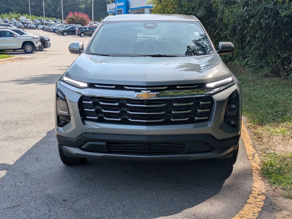 New 2026 Chevrolet Equinox LT w/ Safety and Technology Package FWD image 6