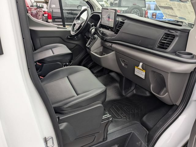 New 2026 Ford Transit 250 148 Medium Roof RWD image 24
