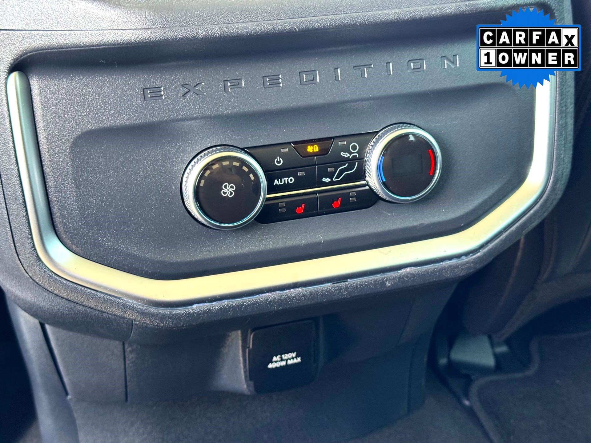 Used 2025 Ford Expedition Platinum AWD/4WD image 22