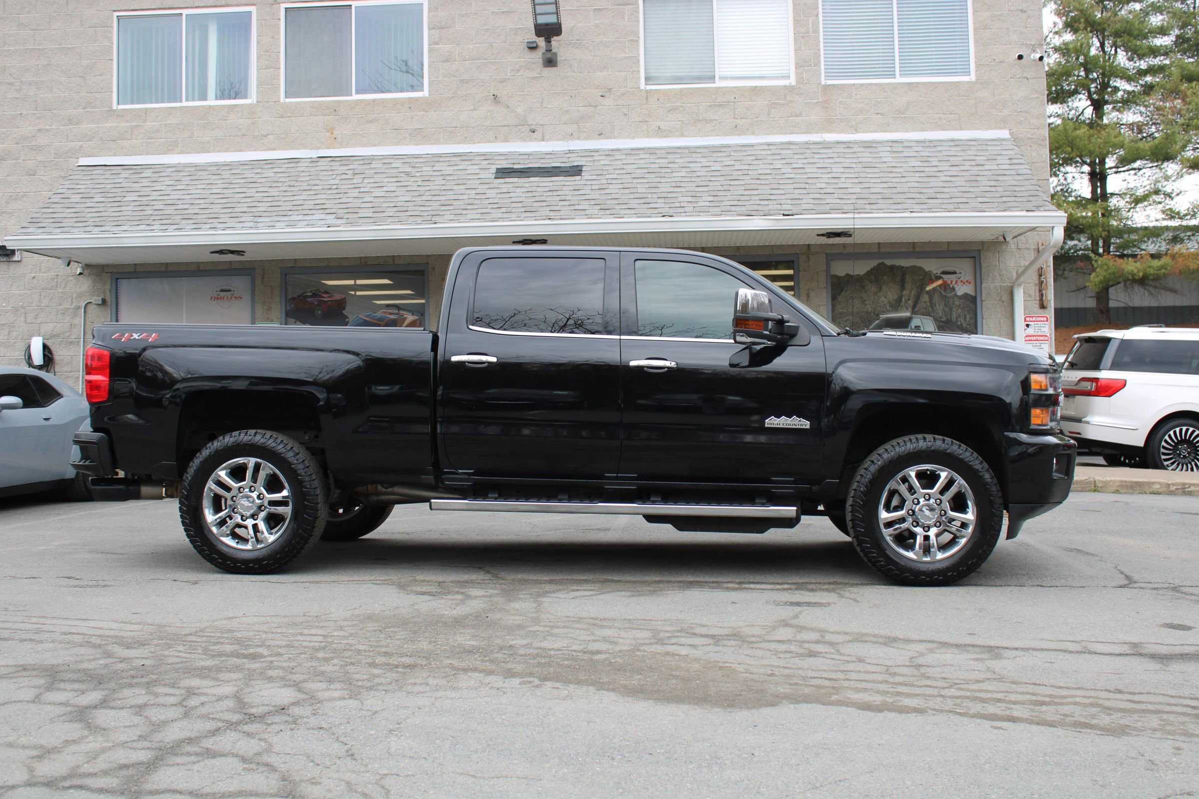 Used 2019 Chevrolet Silverado 2500 High Country w/ Duramax Plus Package image 26
