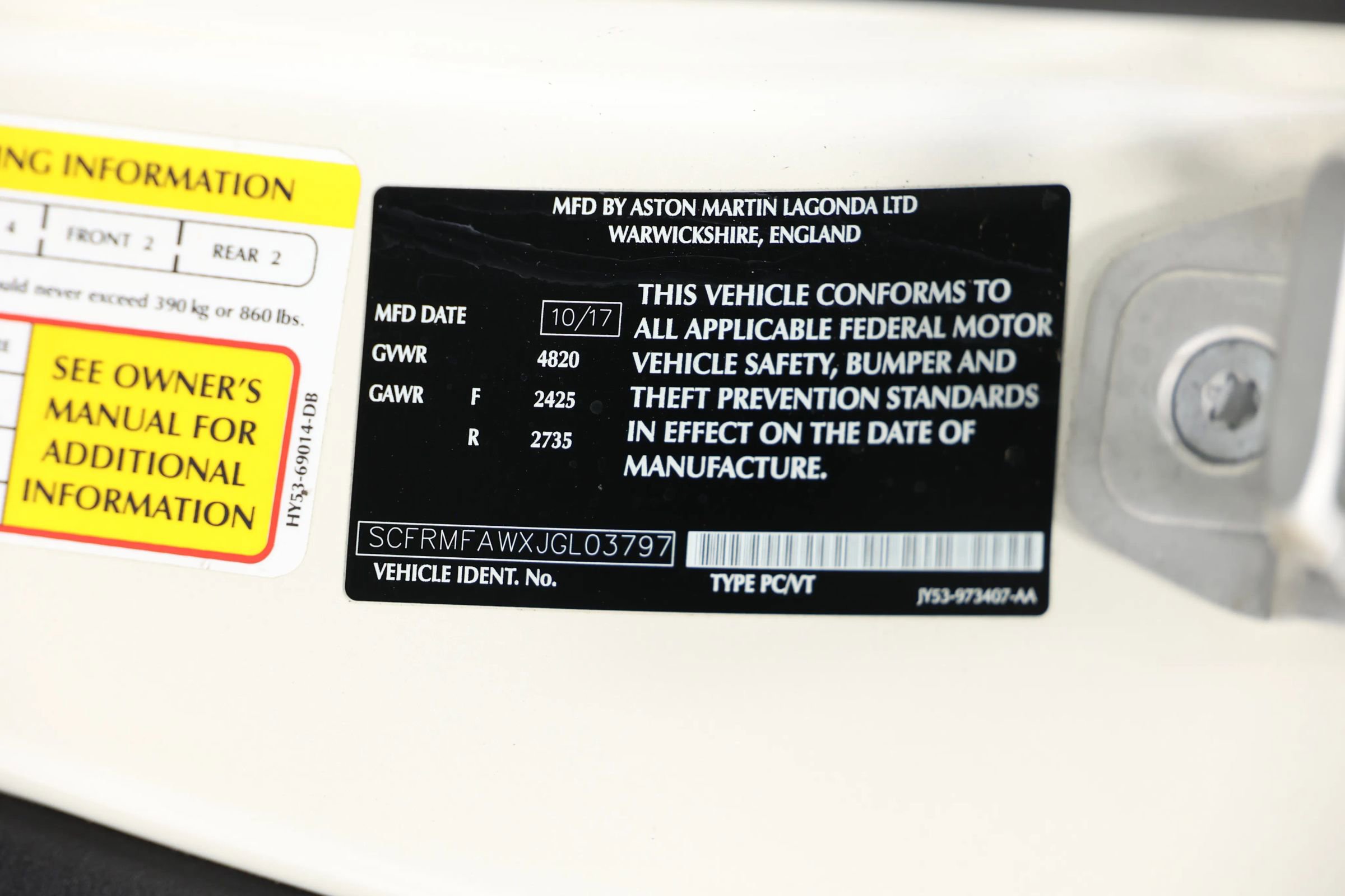 Used 2018 Aston Martin DB11 Coupe image 84