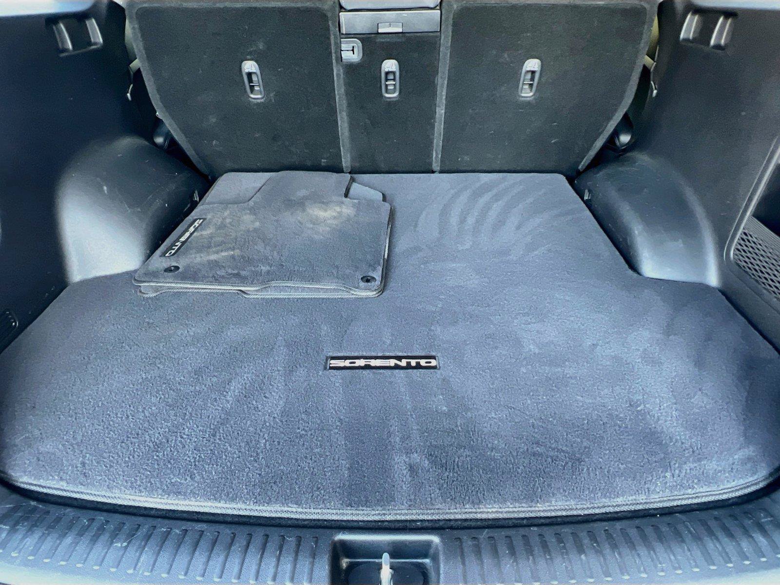 Used 2016 Kia Sorento FWD image 24