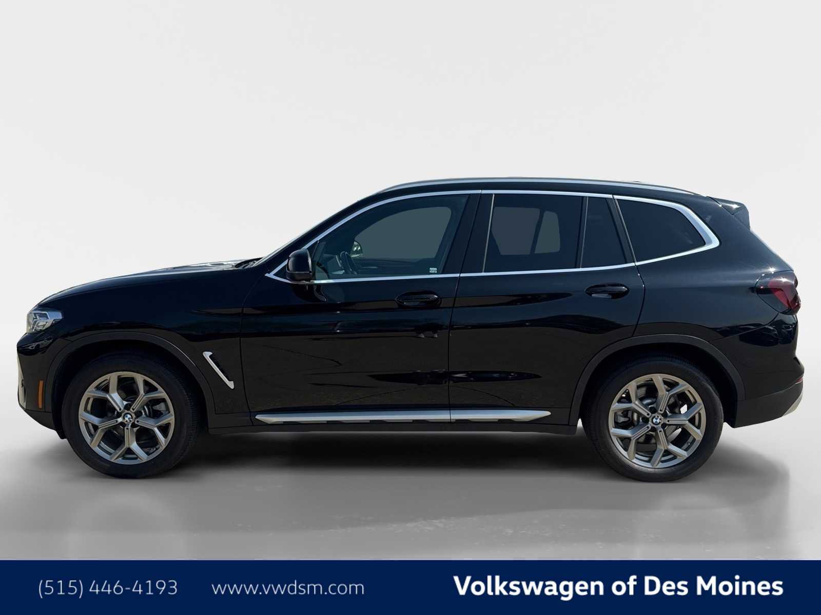 Used 2022 BMW X3 xDrive30i AWD/4WD image 3