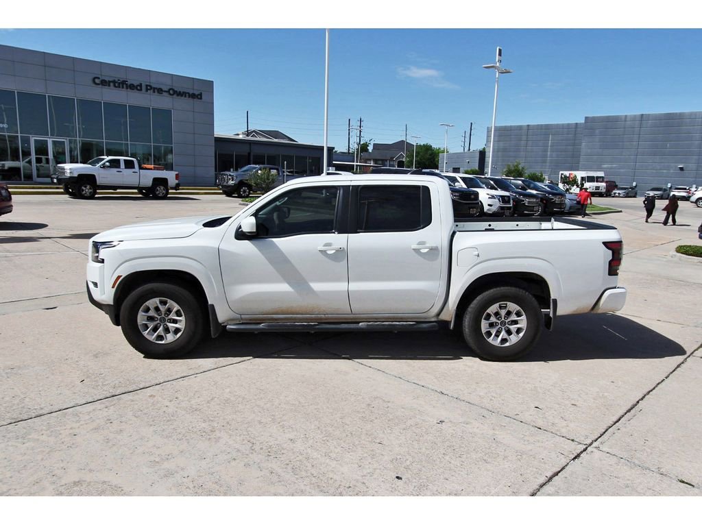 Used 2024 Nissan Frontier SV w/ Technology Package image 3