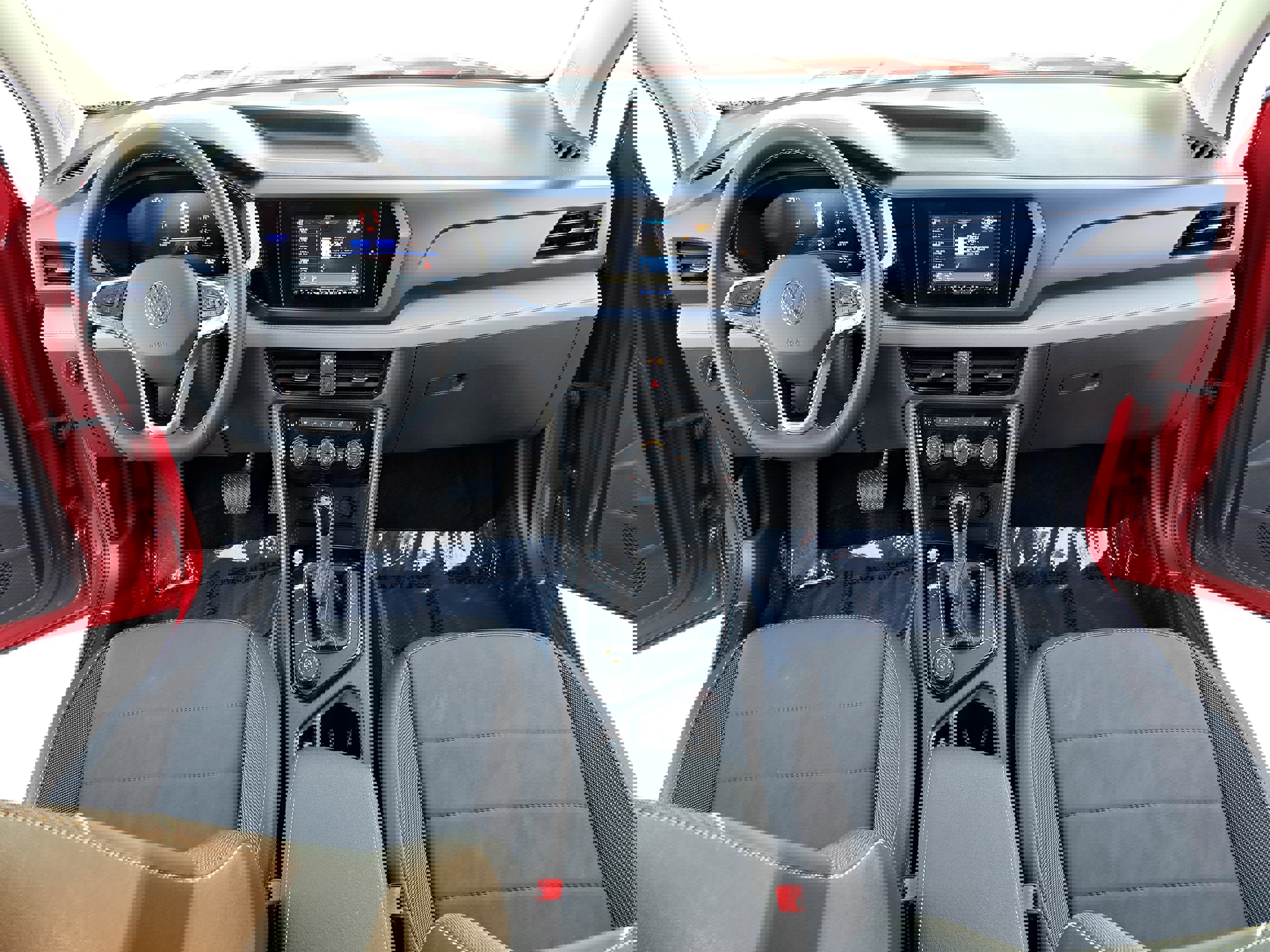 Used 2024 Volkswagen Taos SE image 9