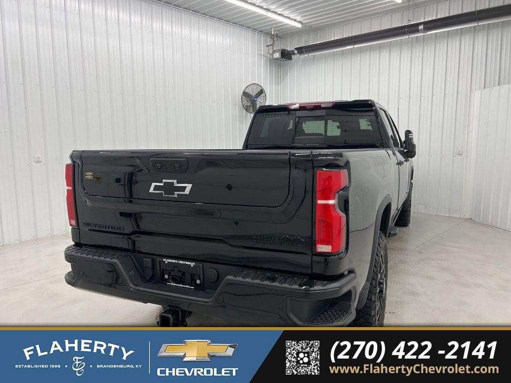 Used 2025 Chevrolet Silverado 2500 High Country w/ Midnight Edition image 3