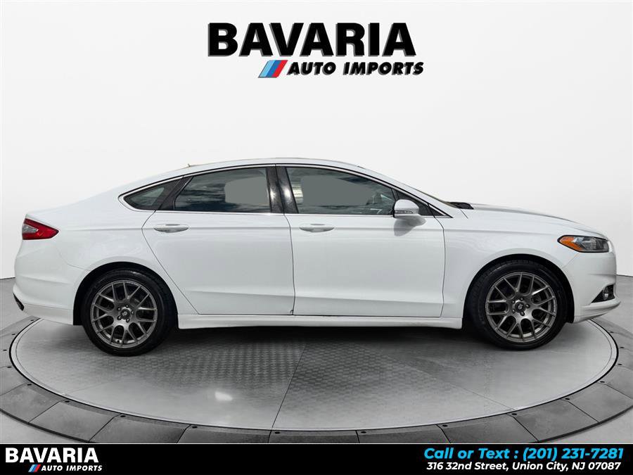 Used 2014 Ford Fusion SE w/ Equipment Group 202A FWD image 6