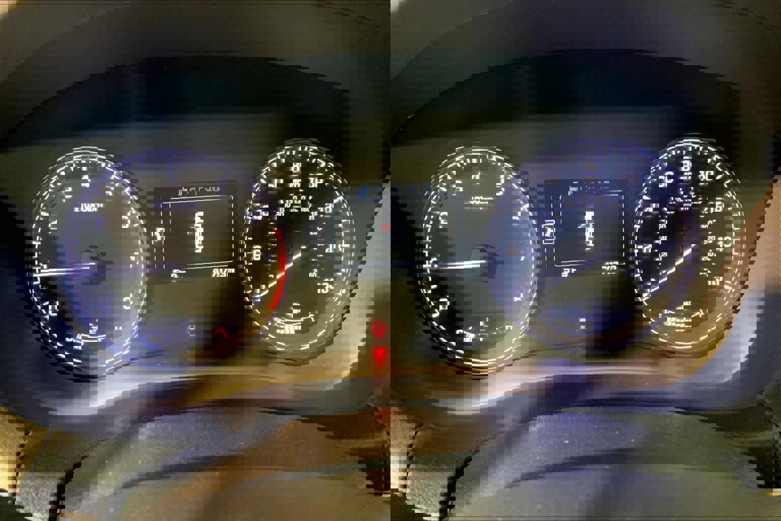 Used 2016 Hyundai Genesis 3.8 image 26