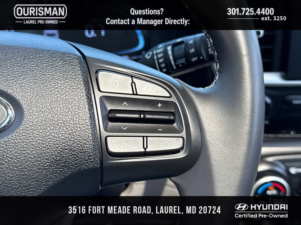 Certified 2024 Hyundai Venue SEL FWD image 23