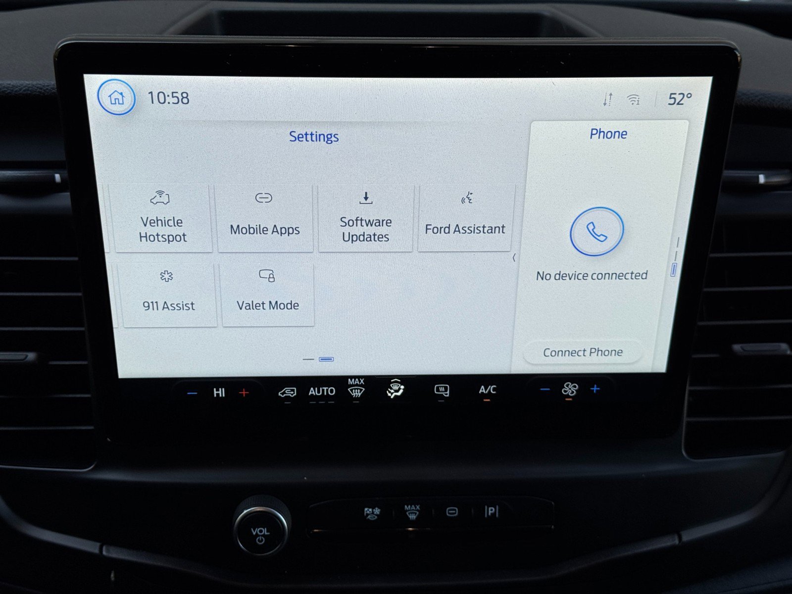 Used 2022 Ford E-Transit Medium Roof w/ Load Area Protection Package image 20