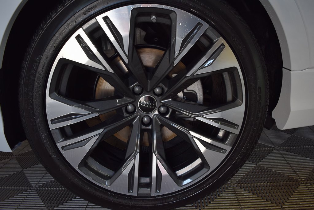 New 2025 Audi Q8 Premium Plus image 13
