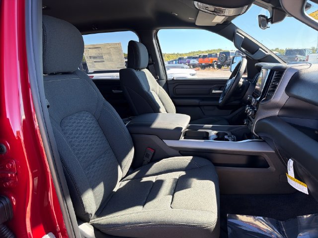 New 2027 RAM 1500 Express AWD/4WD image 31