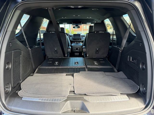 Used 2022 Chevrolet Tahoe Z71 w/ Luxury Package image 35