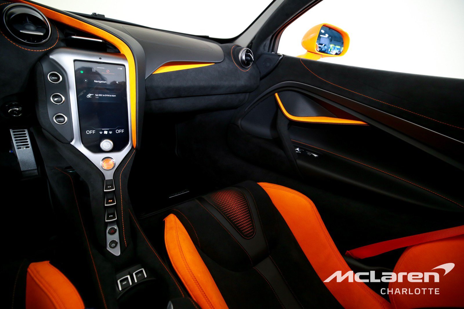 Used 2026 McLaren 750S Spider RWD image 16