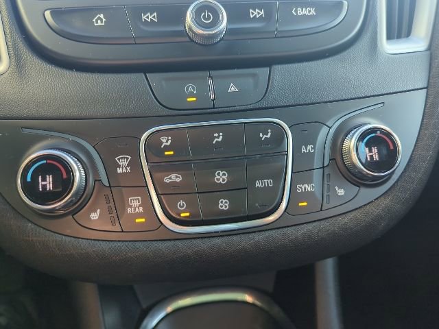 Used 2023 Chevrolet Malibu LT image 32