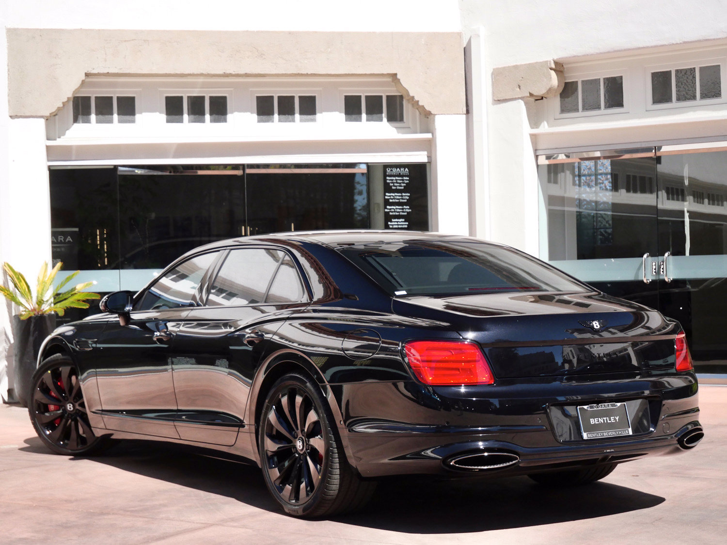 New 2026 Bentley Flying Spur V8 AWD/4WD image 3