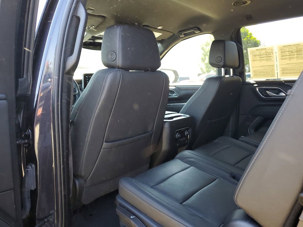 Used 2023 Chevrolet Tahoe LT image 16