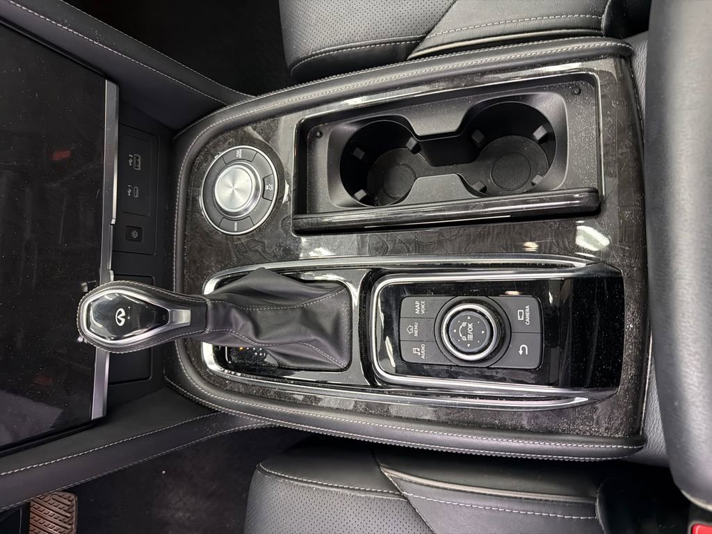 Used 2024 INFINITI QX80 Luxe image 34