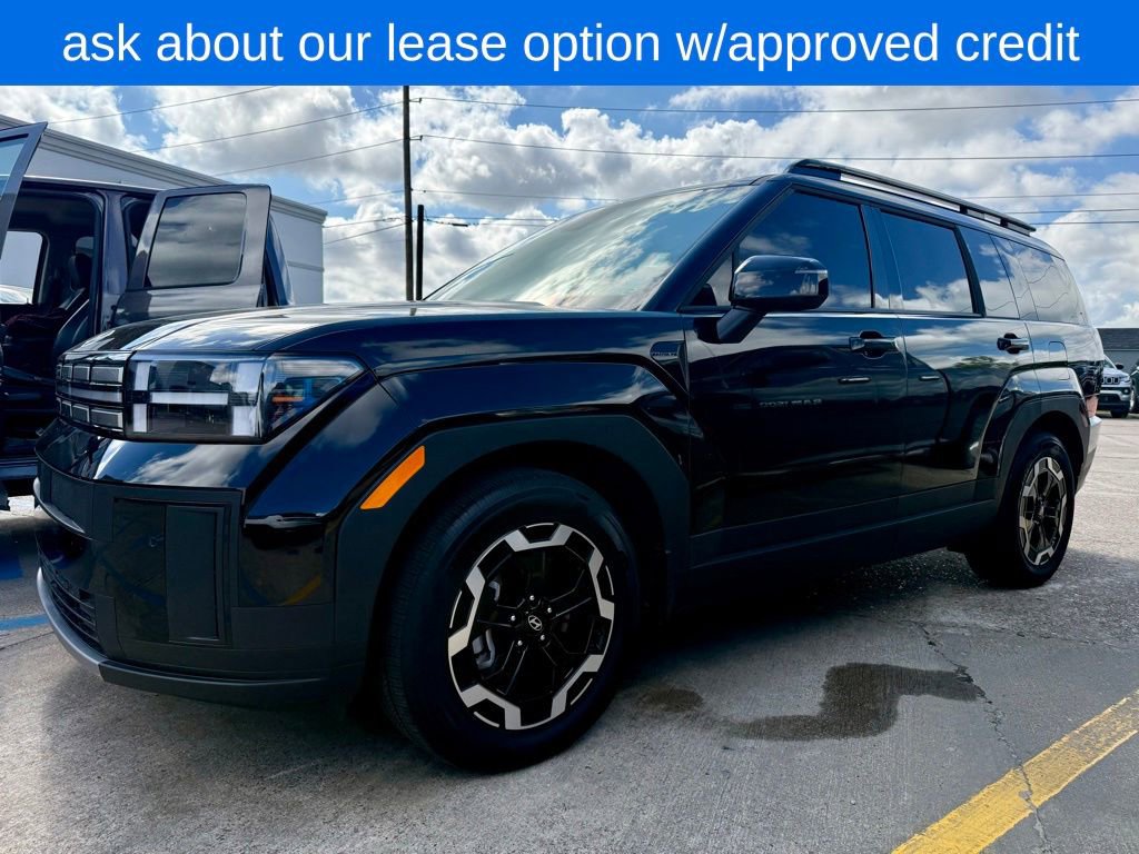 Used 2025 Hyundai Santa Fe SEL image 2