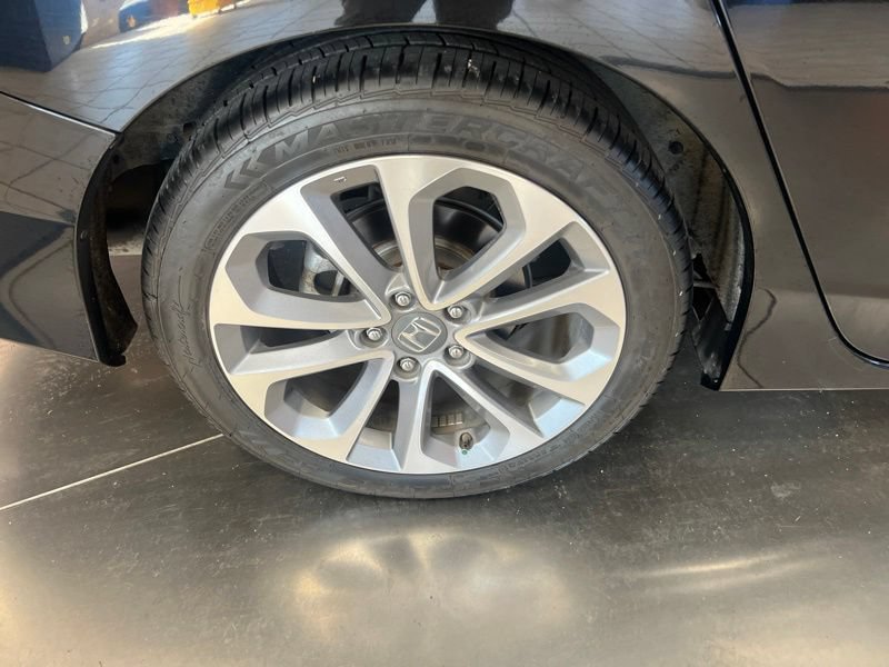 Used 2013 Honda Accord Sport image 9