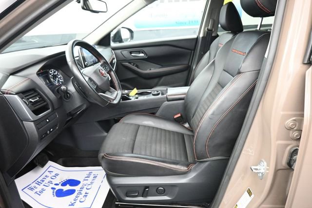 Used 2025 Nissan Rogue SV w/ Rock Creek Premium Package AWD/4WD image 13
