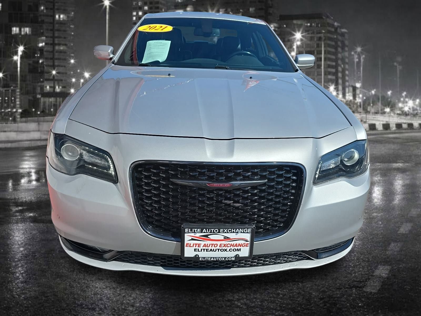 Used 2021 Chrysler 300 S image 10