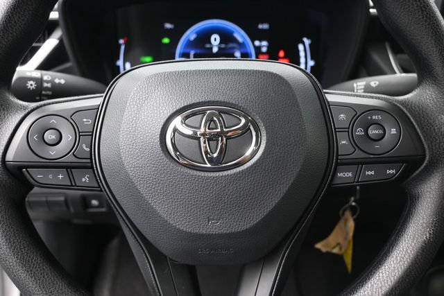 Certified 2026 Toyota Corolla LE AWD/4WD image 16