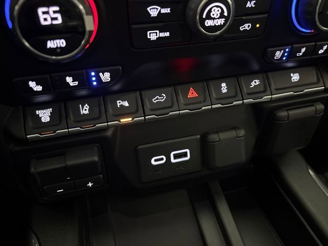 Used 2022 Chevrolet Silverado 3500 High Country w/ Snow Plow Prep/Camper Package image 65