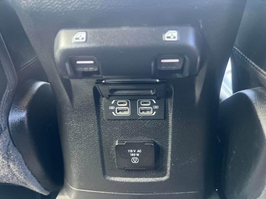 Used 2023 Jeep Wrangler Unlimited Sahara AWD/4WD image 51