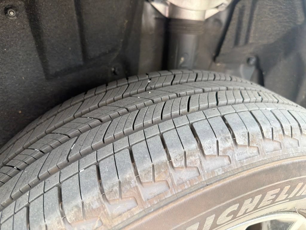 Used 2025 Toyota RAV4 LE FWD image 26