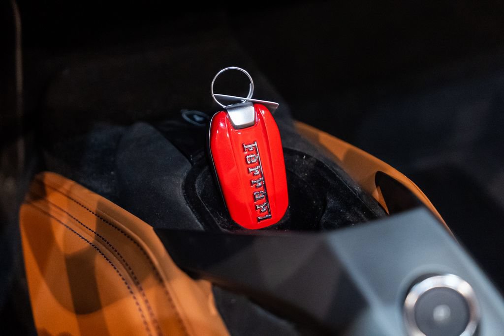 Used 2018 Ferrari 488 Spider RWD image 41
