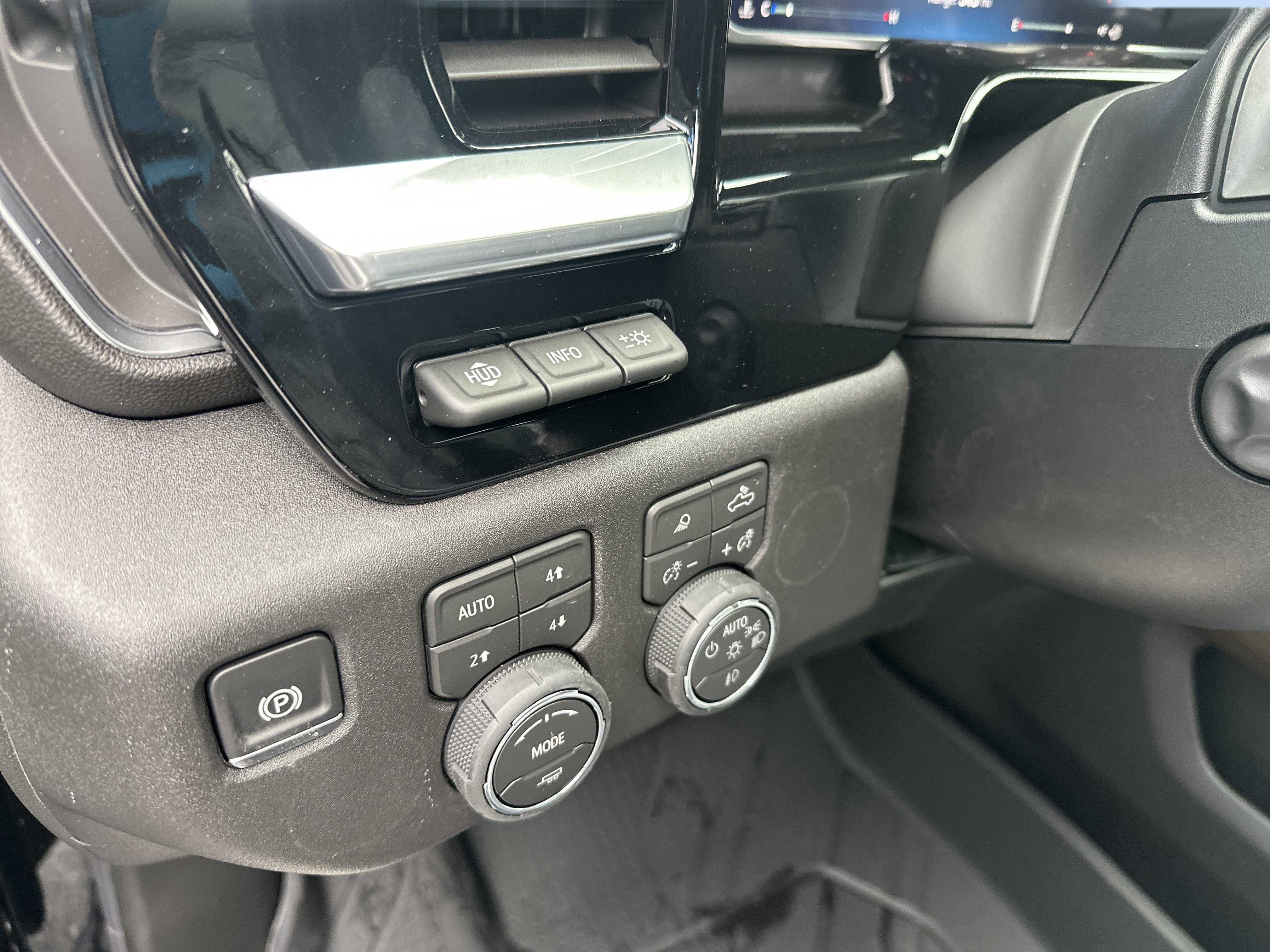 New 2026 Chevrolet Silverado 1500 High Country image 10